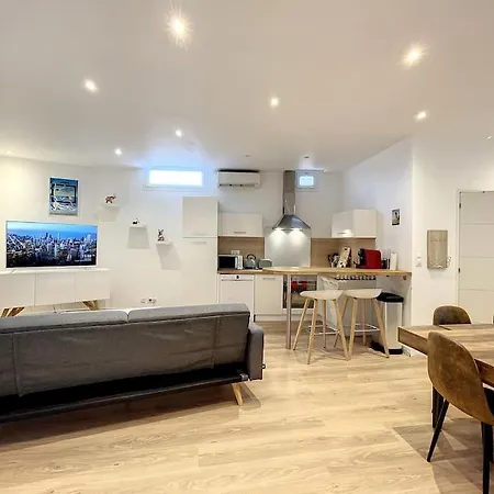 Lägenhet Luxe Centre A Cote Du Palais